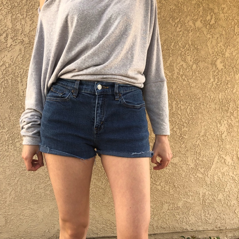Vintage Levi 505 jean shorts - Picture 1 of 7